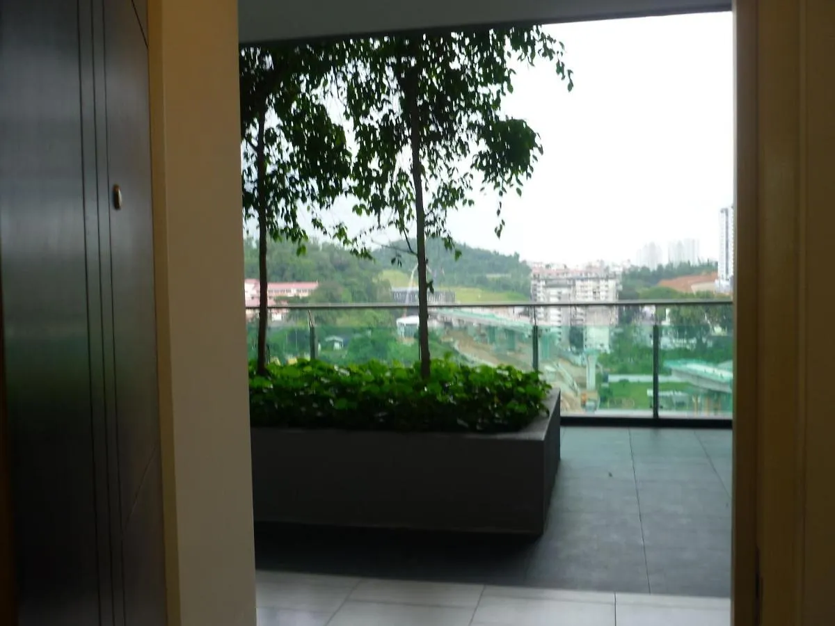 Apartment Homestay Kuala Lumpur ; Terminal Tbs ; Bukit Jalil